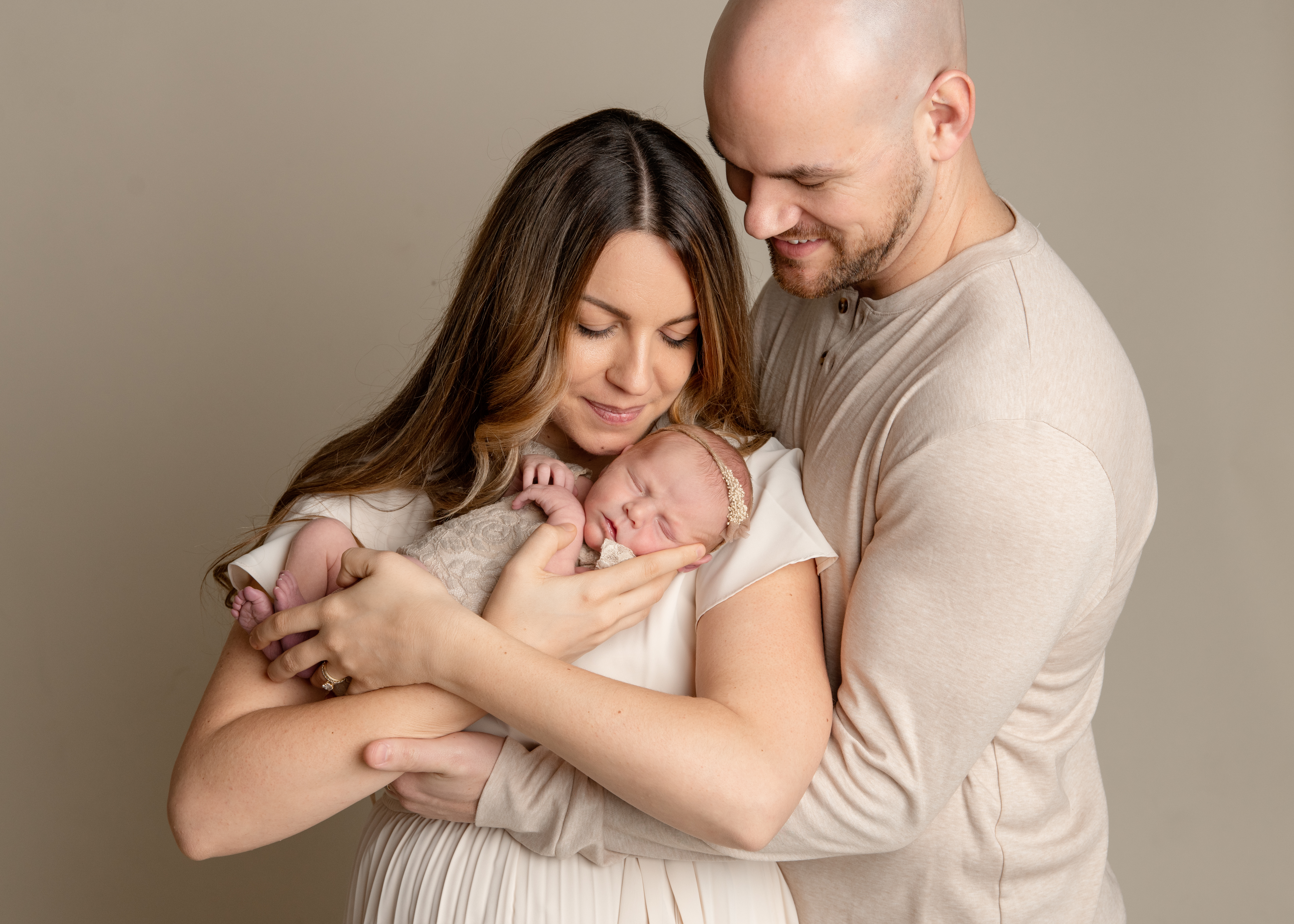 What to wear to a Newborn Photoshoot